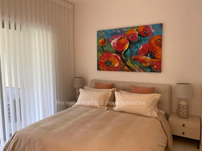 Ground floor apartment, fully furnished and located in a secure compound at Ki Residence Pereybere.