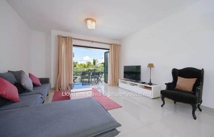 3-Bedroom Apartment Just Minutes from the Beach