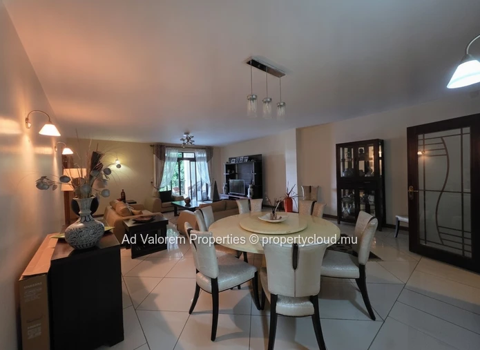 Apartment For Sale In Quatre Bornes