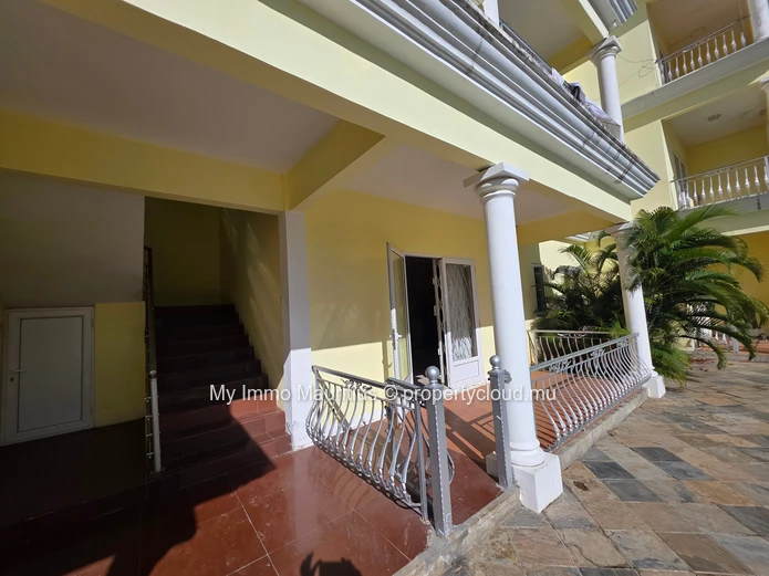 2-Bedroom Apartment — Pereybère, 10 min Walk to the Beach