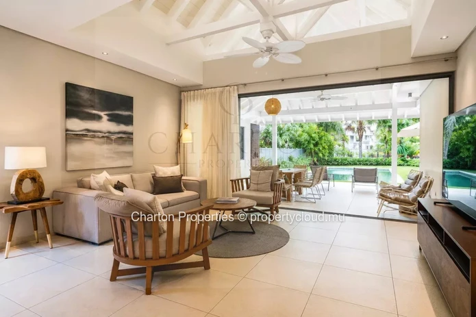 Villa de 3 chambres avec vue golf et vaste parcelle au cœur d’un cadre résidentiel exclusif