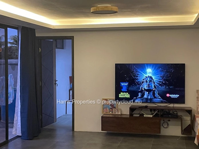 Spacious house for sale – Grand Gaube 