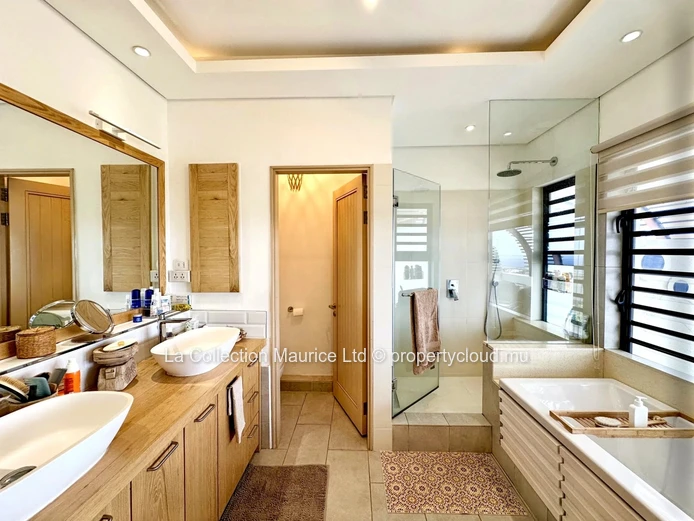 Duplex I Tamarin I Sea View