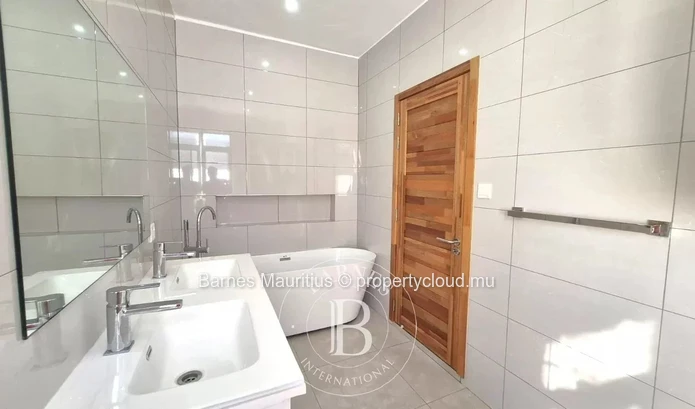 PEREYBERE – Brand-New Contemporary Villa with Pool -  3Bedroom