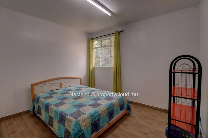 Furnished apartment with mountain views in a secure residence