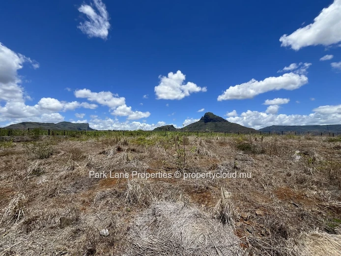 Terrain résidentiel de premier choix au cœur de l'Ouest