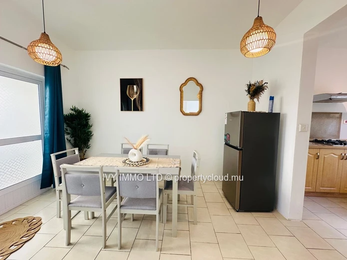 Triplex À Louer – Grand Baie