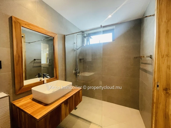 Appartement Contemporain En Residence Securisee