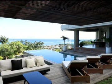 Contemporary villa with breathtaking lagoon views in Rivière Noire