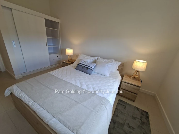Bel appartement de 2 chambres à Beau Plan Smart City