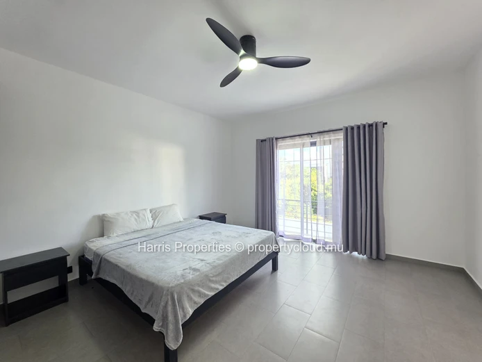 Magnifique villa en duplex meublée à louer au cœur de Grand Baie