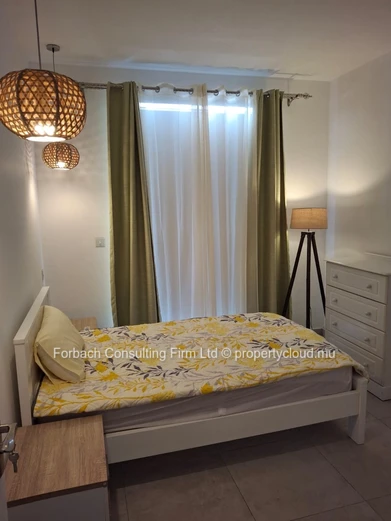 Modern 2 bedrooms apartment available 