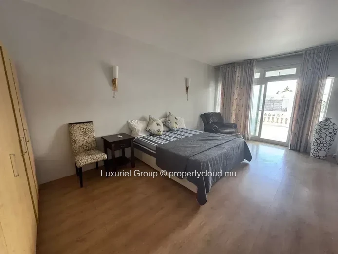 Embrace the Authentic Mauritian Lifestyle in Style