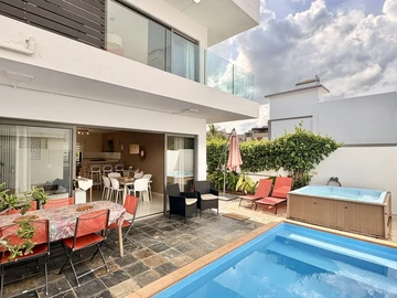 Townhouse, Duplex de 3 Chambres