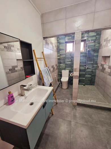 Appartement meublé 160m² avec piscine à louer à Albion