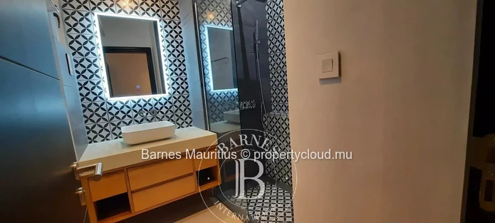 PEREYBERE - Beautiful 3-Bedroom Apartment