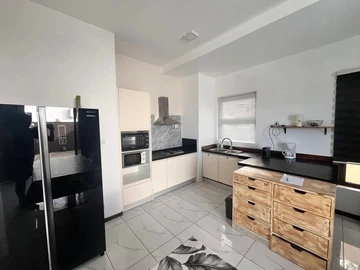 3 Bedroom Townhouse, Duplex