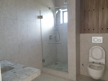 4 Bedroom Apartment