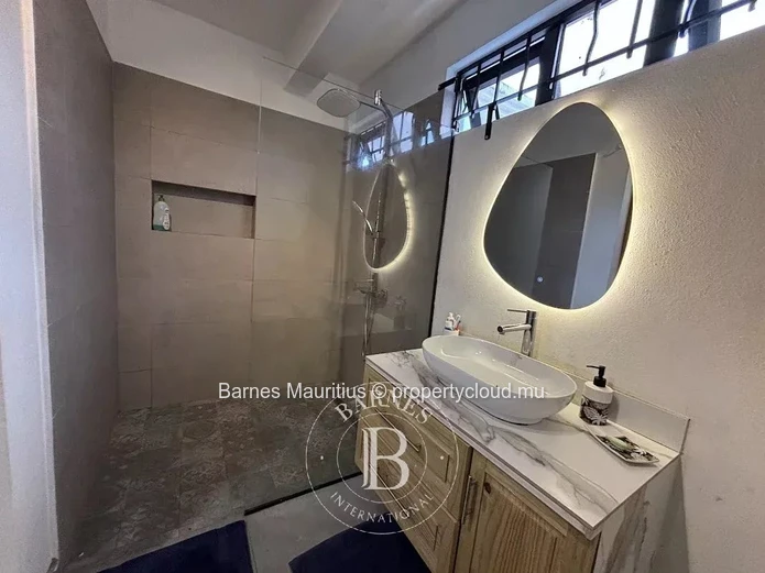 HELVETIA - Charming Family Home - 4 Bedrooms