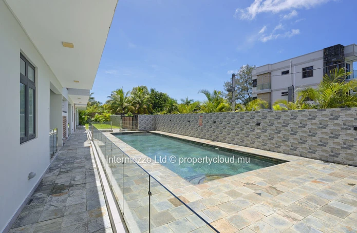 Appartement 3 chambres 112m² à Péreybere – 320 000€ | Plage Exclusive à Pied | Fort potentiel locatif