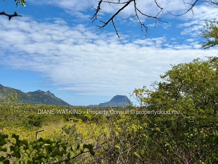 For Sale - Residential land in Petite Rivière Noire 