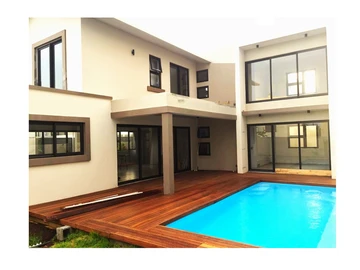 4 Bedroom Villa