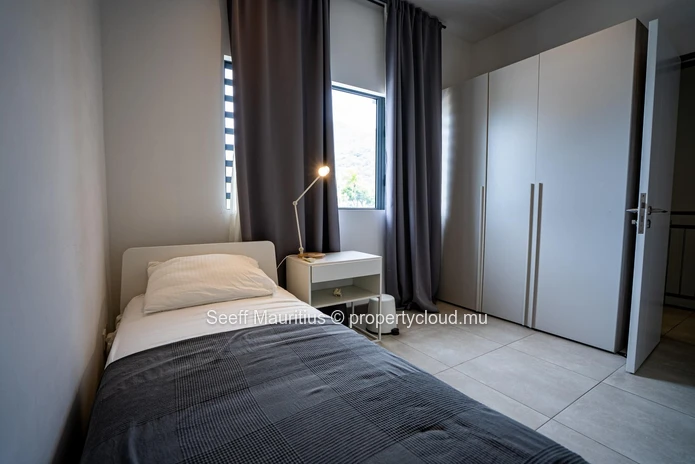 Duplex fonctionnel avec piscine privée à La Mivoie