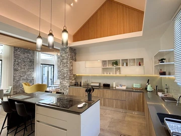 4 Bedroom Villa