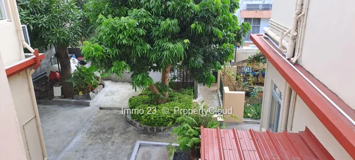 House / Villa - 6 bedrooms - Roches Brunes - Ref. MA85910VE