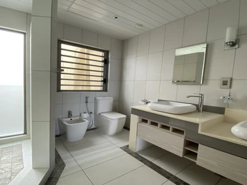 3 Bedroom Townhouse, Duplex