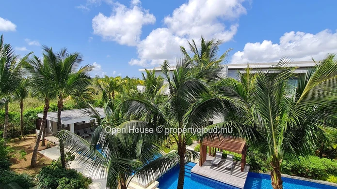 Mont Choisy Park in Grand Baie - IRS Apartment for sale 214m², 3 bedrooms, shared swimming pool, accessible to foreig...