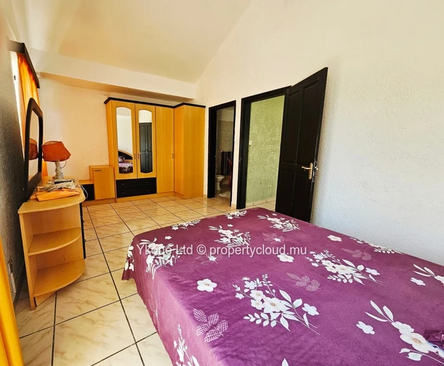 Triplex For Sale In Flic en Flac
