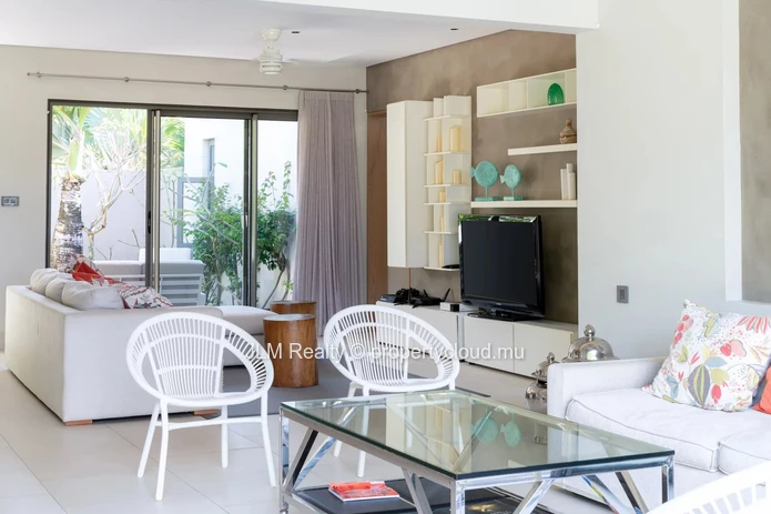 Villa d’Exception avec un magnifique Terrain vue golf à Vendre dans un Domaine Golfique