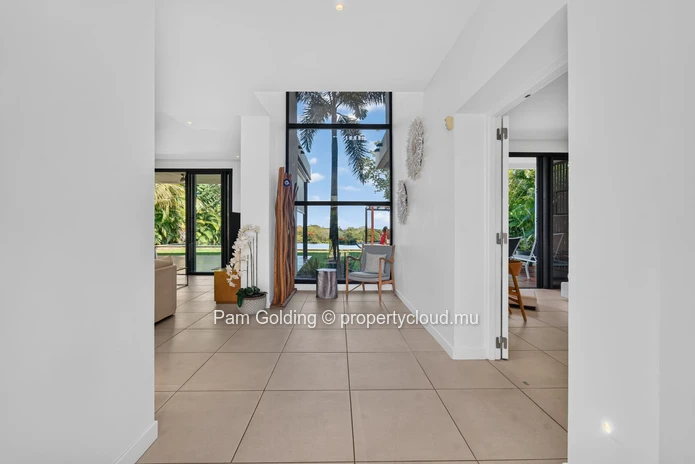 4-Bedroom Villa in Akasha Villas, Cap Tamarin – Private Pool & Coastal Views