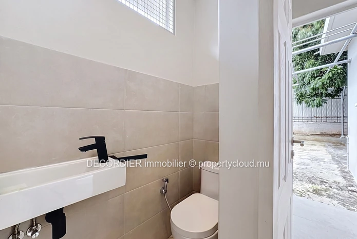 À Vendre – Belle Villa Rénovée À Beau-Bassin