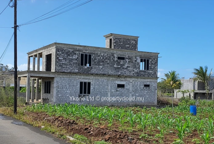 Maison À Terminer En Vente À Goodlands