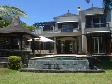 Heritage, The Villas