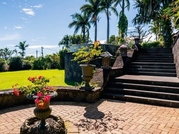 6 Bedroom Villa