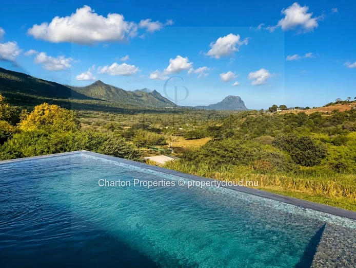Villa contemporaine d’exception avec piscine à débordement et vue vue mer panoramique - Domaine de Palmyre