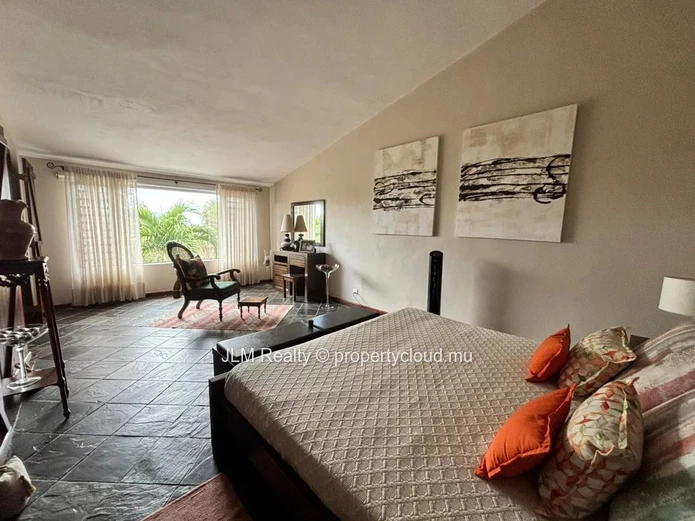 Spacious Villa with Pool, Garden and Mountain View for Sale in a Secure Estate – Petite Rivière Noire, Mauritius