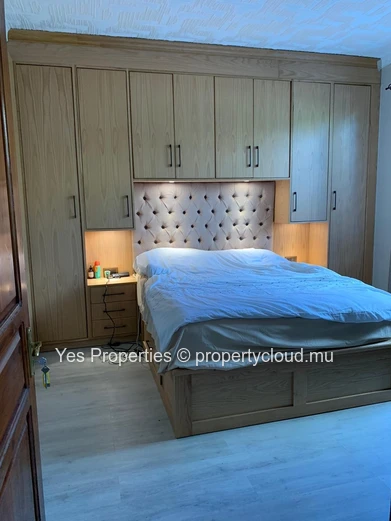 For Sale FLOREAL HOUSE - Few Mins Walk SOFLO Mall - Rs 8M! 