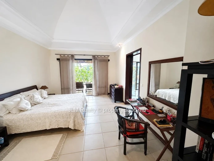 À louer : Villa de prestige 4 chambres avec piscine sur grand terrain, Tamarina, Île Maurice
