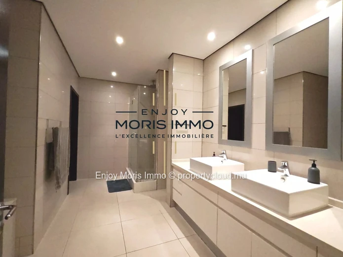 Appartement de prestige  – 3 chambres | 240 m² | Piscine rooftop | Accessible aux étrangers (RES) | Île Maurice