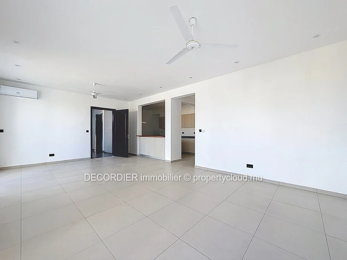 Modern apartment in Albion