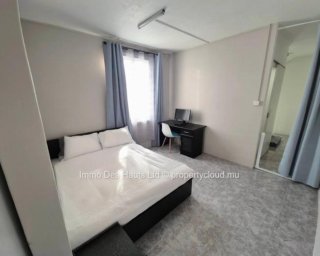 2 Bedroom House fully furnished for rent Curepipe 