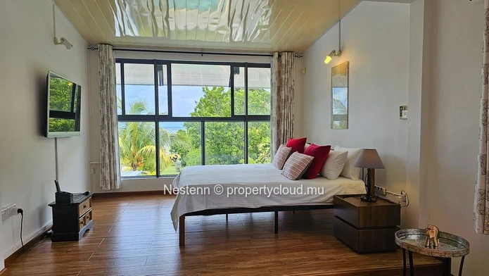 Seafront Property with Strong Investment Potential