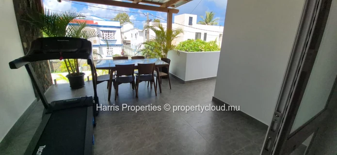 Magnifique villa en duplex à vendre à Grand Baie