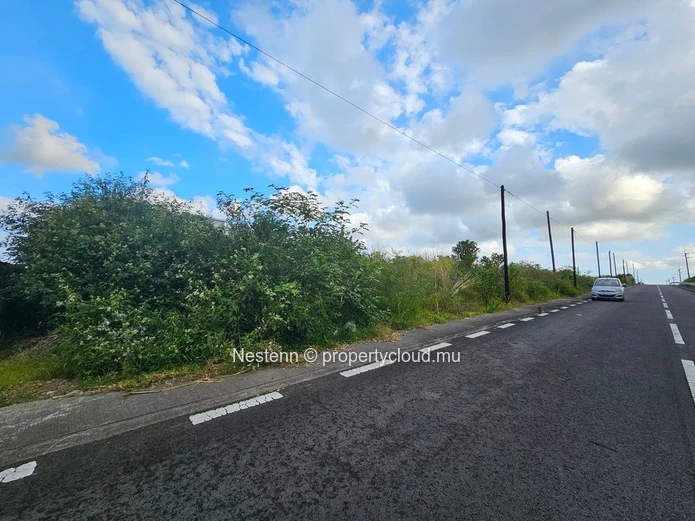 Terrain résidentiel de 448 m² dans un lotissement paisible et familial