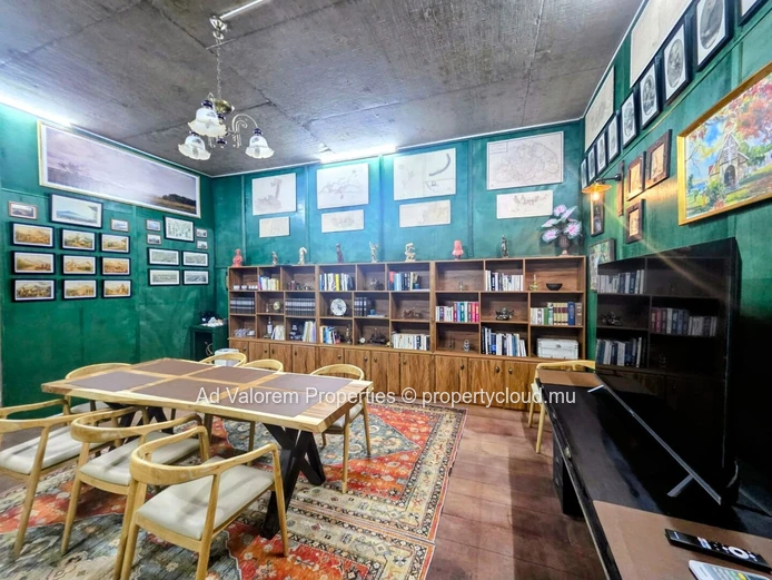 A workspace should do more than look impressive — it should work seamlessly from day one.