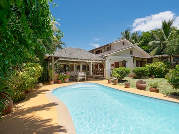 4 Bedroom Villa